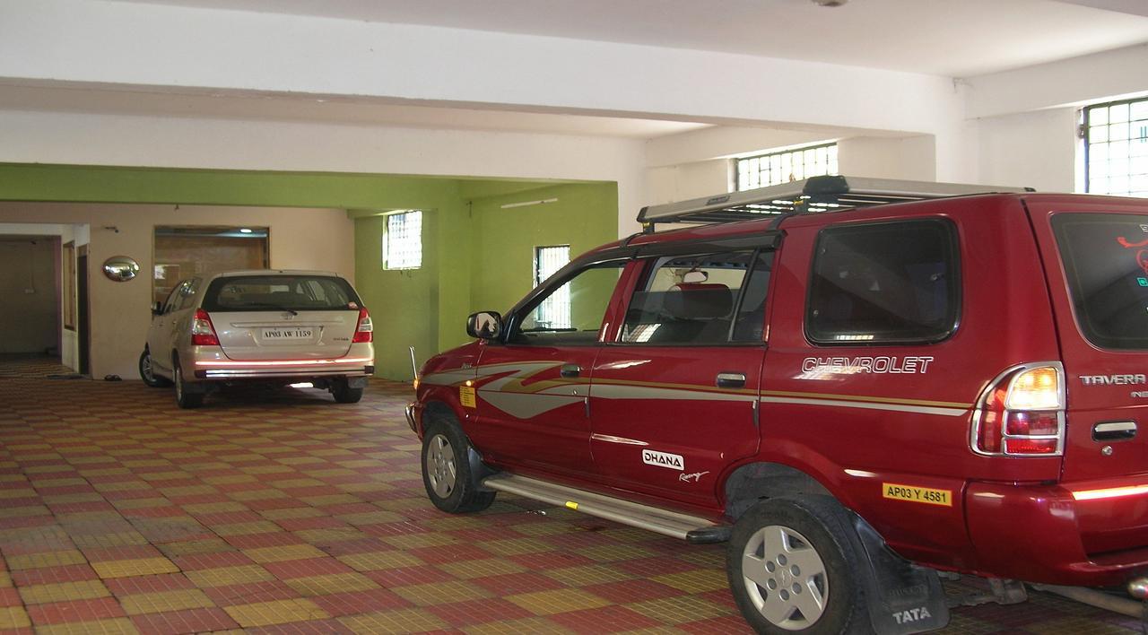 Hotel Ssb Residency Tirupati Zewnętrze zdjęcie